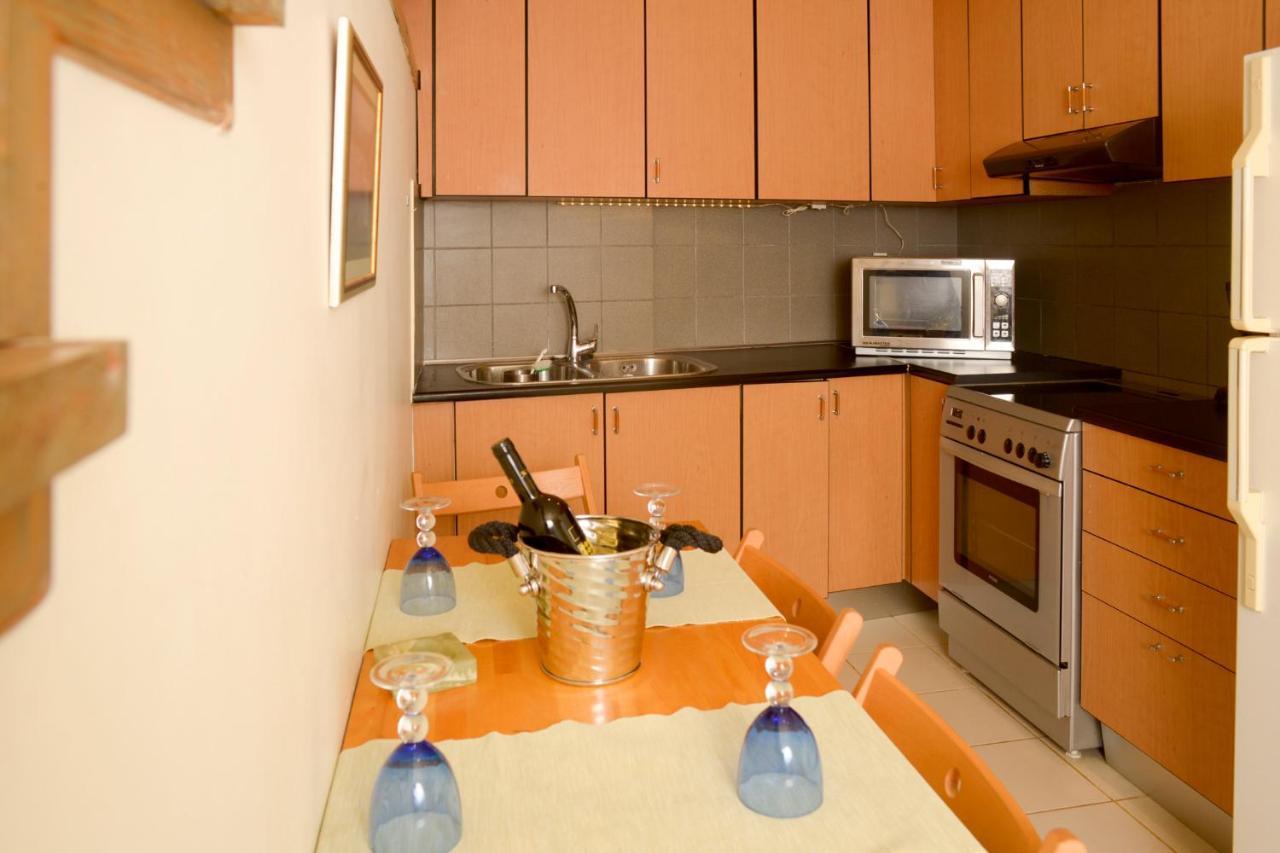 Agali 1 Superior Maisonette 卡拉马塔 外观 照片