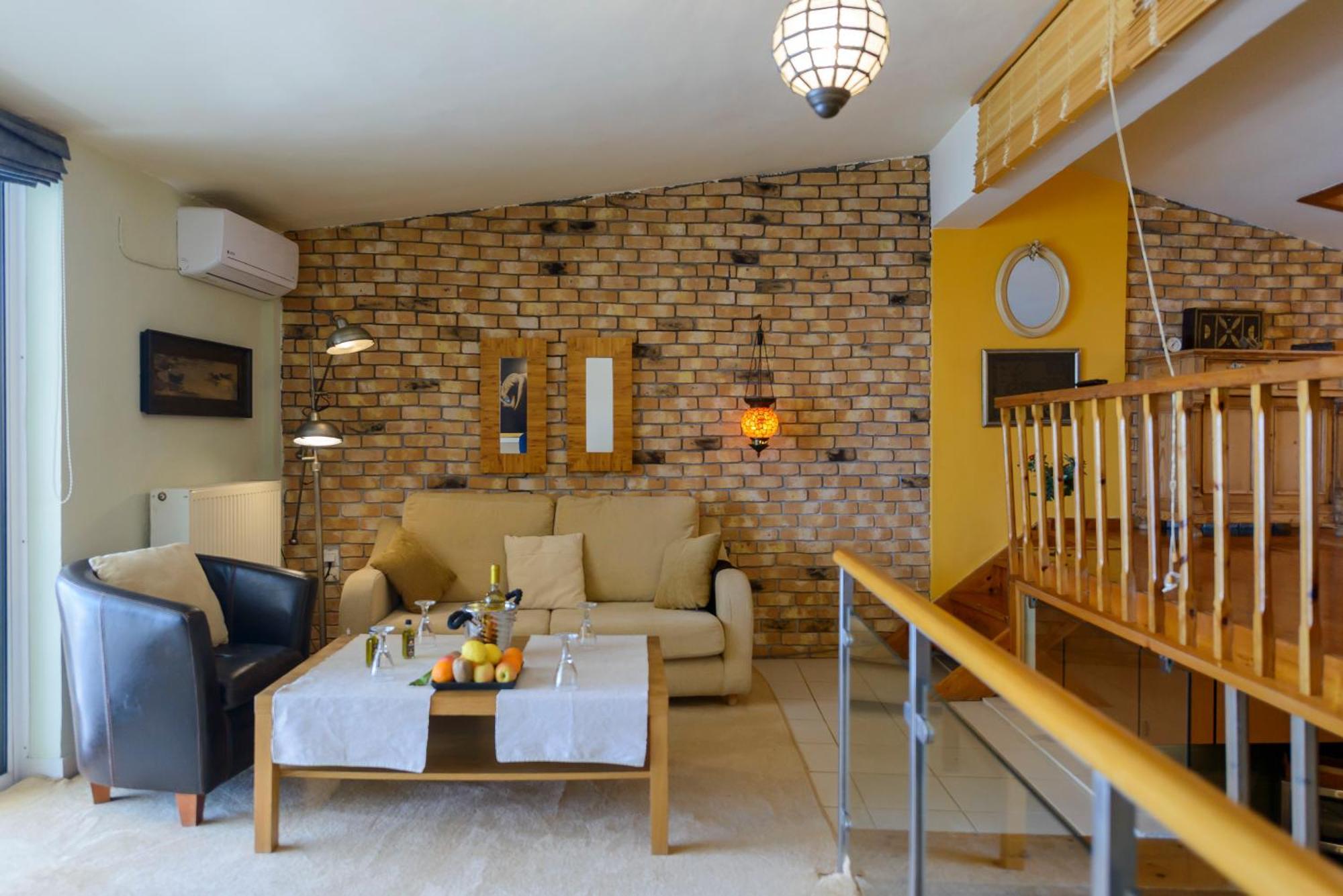 Agali 1 Superior Maisonette 卡拉马塔 外观 照片